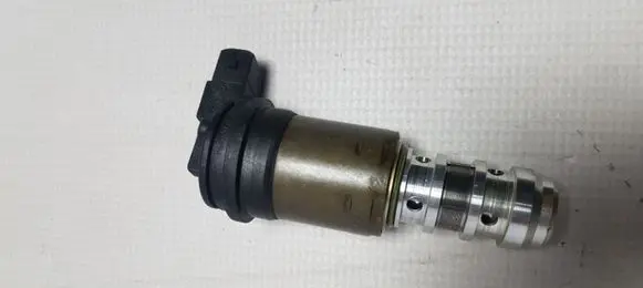 BMW 3 E46 Camshaft vanos timing valve 1707323