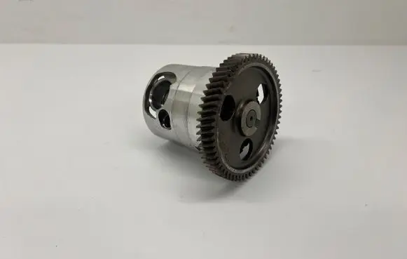 Mercedes-Benz B W246 W242 Oil pump A6511810572 6511811801