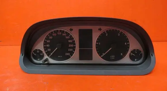 Mercedes-Benz B W245 Speedometer (instrument cluster) A1694403811 B150B170B180B200