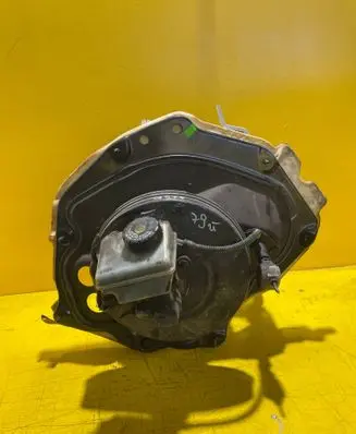 Opel Zafira B Brake booster 13142361