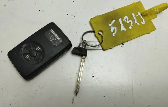 Toyota Verso Ignition key/card 