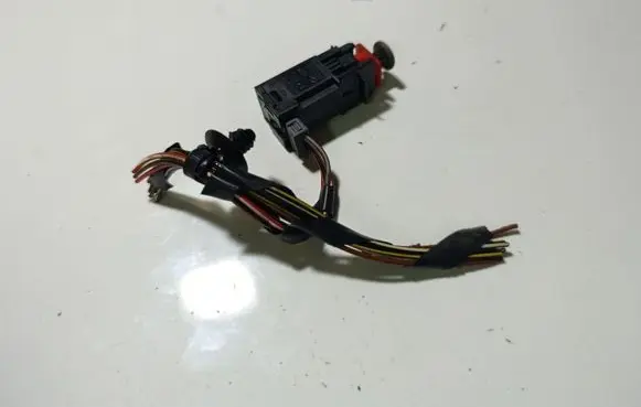 Opel Signum Brake pedal sensor switch 55701395