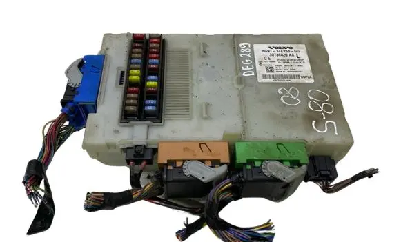 Volvo S80 Fuse module 6G9T14C256GG 30786820AA