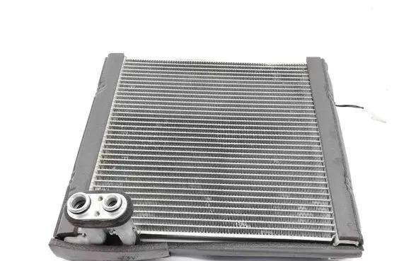 Toyota C-HR I Heater blower radiator