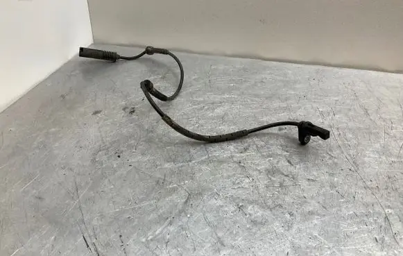 BMW 3 E92 E93 ABS brake wheel speed sensor 6760424