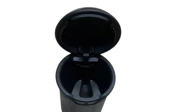 Ashtray (front)