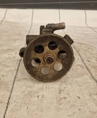 Honda CR-V Power steering pump
