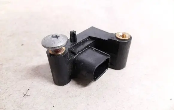 BMW 5 E60 E61 Airbag deployment crash/impact sensor 6977398 6577001194