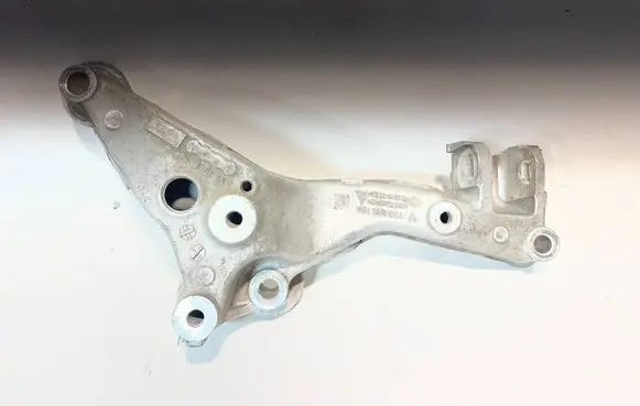 Porsche 992 Stub axle 992505064A