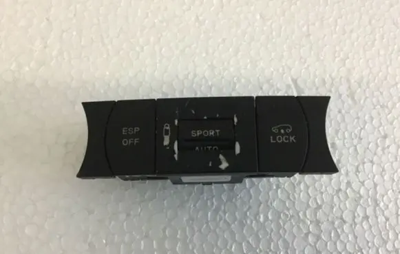 Volkswagen Touareg I Suspension ride height/mode switch 7L6927225E