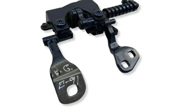 BMW 3 E90 E91 Tailgate/trunk/boot hinge 7119042