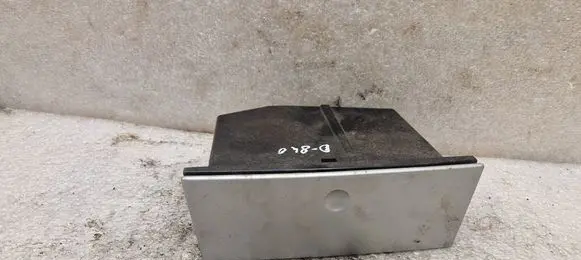 Car ashtray