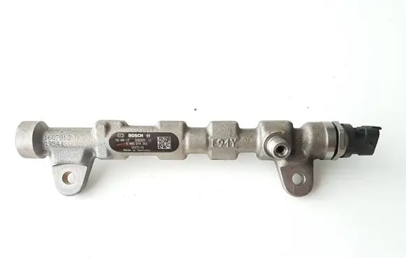 Fiat 500X Fuel main line pipe 55272135 000331 0445214363