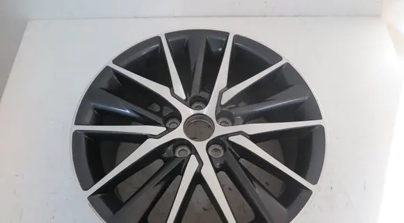 Toyota Camry VIII XV70 R18 alloy rim 42611-33F90