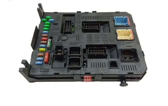 Citroen C4 I BSM Control unit K01