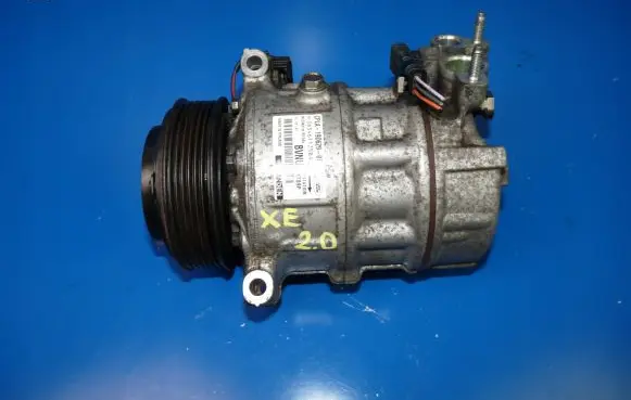 Jaguar XE Air conditioning (A/C) compressor (pump) CPLA19D629BF