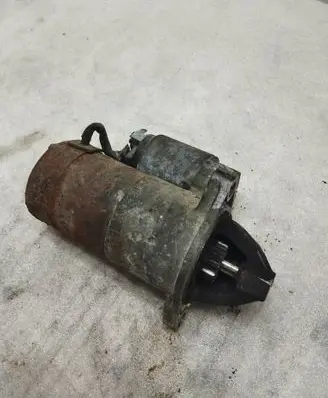 Mazda 626 Starter motor