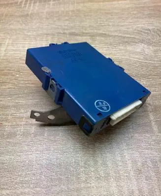 Toyota Prius (XW20) Gateway control module 8911147030 2324005091