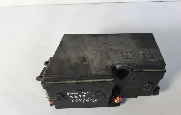 Ford Kuga II Fuse box set E00027328