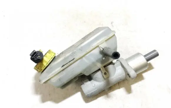 Volkswagen Sharan Master brake cylinder 7m1611303