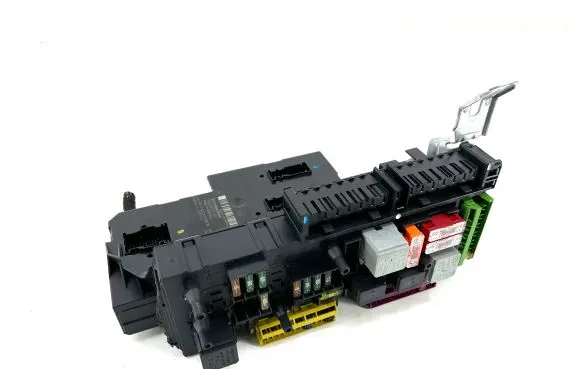 Mercedes-Benz C W204 SAM control unit 2049060105 2049019602 2129024301