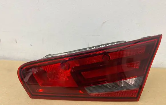 Audi A3 S3 8V Tailgate rear/tail lights 8V3945094