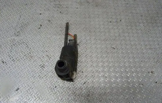 Peugeot 208 Windscreen/windshield washer pump 9641553880