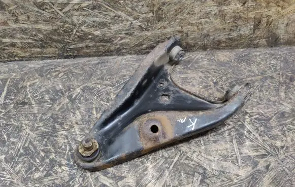 Dacia Logan I Front lower control arm/wishbone 
