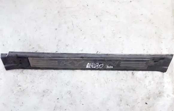 SsangYong Kyron Front sill trim cover 7729009000 77290-09000