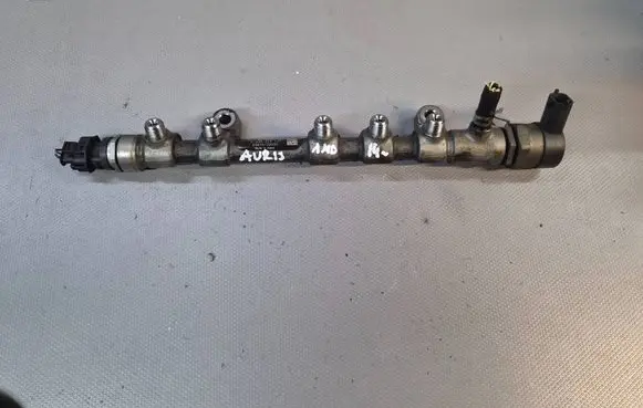 Toyota Auris E180 Fuel main line pipe 2381033030 0445214177