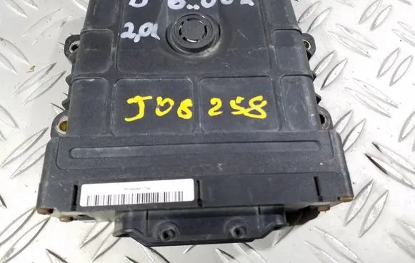 Volkswagen PASSAT B6 Gearbox control unit/module 09G927750CJ H38S0736 MFDC037388
