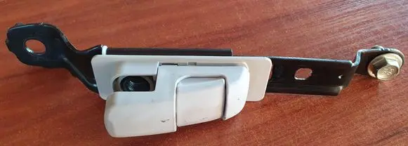 Mazda 6 Seat belt adjustment motor 