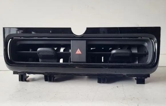 Toyota Yaris Cross Dash center air vent grill 0C5641D650
