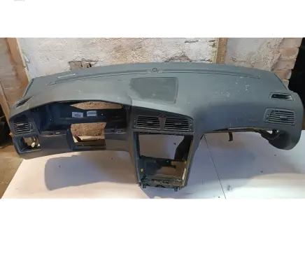 Volvo XC70 Dashboard 9177707