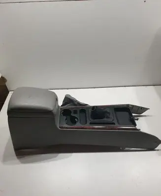 KIA Sorento Center console 846103E000