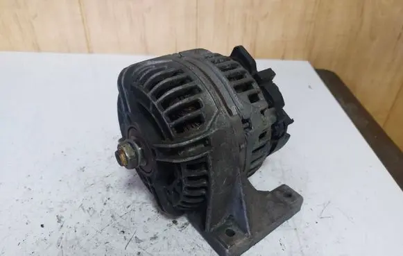 Volvo S80 Generator/alternator 0124515017