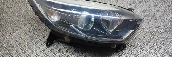 Renault Captur Headlight/headlamp