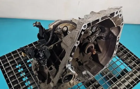 Dacia Dokker Manual 5 speed gearbox JR5050 IMPRK1561919