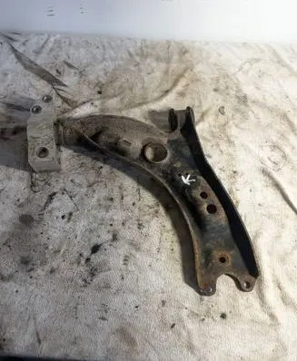 Volkswagen PASSAT B7 Front control arm