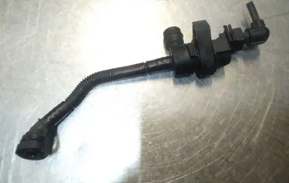 BMW 3 E46 Vacuum valve 7512581