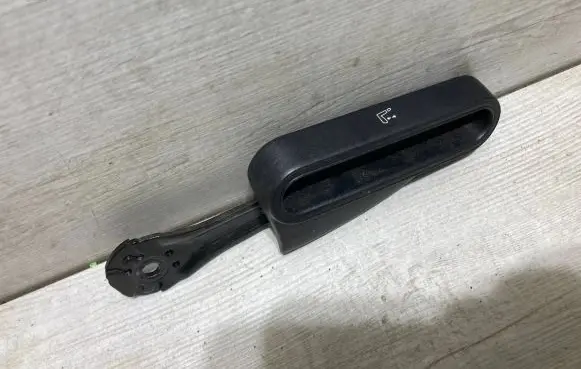 Mini One - Cooper F56 F55 Seat adjustment knob 1611951X
