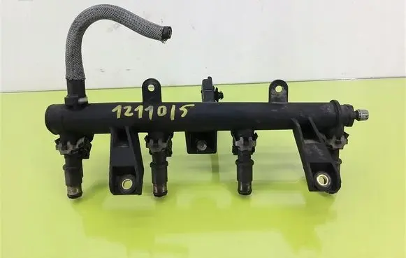 Peugeot 206 Fuel main line pipe 9628982980D