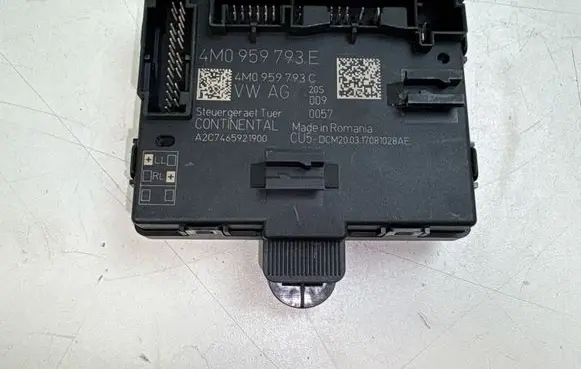 Audi A5 Door control unit/module 4M0959793E