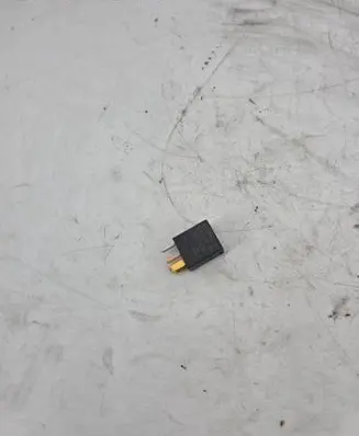 Toyota Avensis T250 Other relay 68405K 0332017307