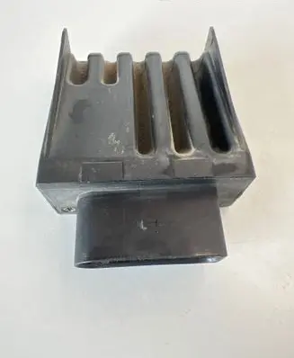 Volkswagen Tiguan Fuel injection pump control unit/module 3Q0906121B