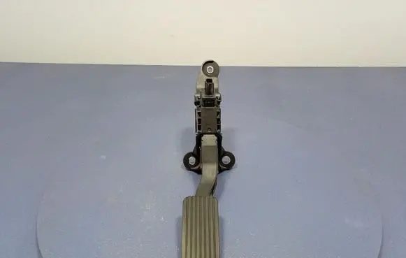 KIA Stonic Accelerator throttle pedal 32700XXXXX