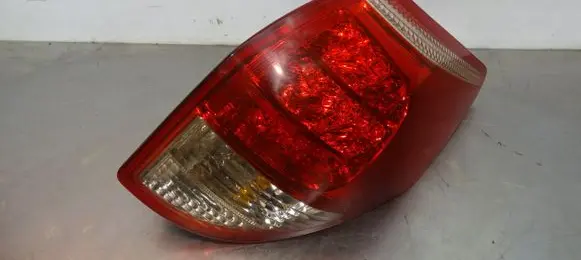 Toyota RAV 4 (XA30) Rear/tail lights
