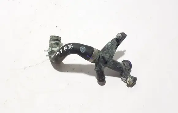 Mercedes-Benz GLA H247 Engine coolant pipe/hose A2822009200