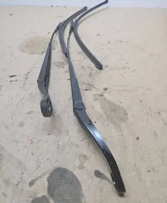 Ford Grand C-MAX Front wiper blade arm W000010677
