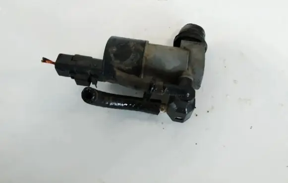 Nissan Pathfinder R51 Windscreen/windshield washer pump 246091 194414
